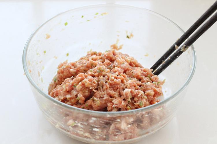 為您呈現(xiàn)：從田間到餐桌，有機(jī)蔬菜直達(dá)家門前